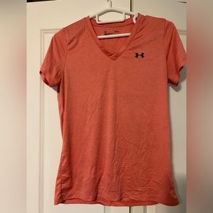 Bright pink under armour workout shirt lg